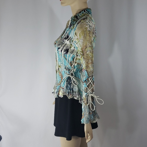 Komarov button-up blouse with laced long sleeve - Picture 3 of 8
